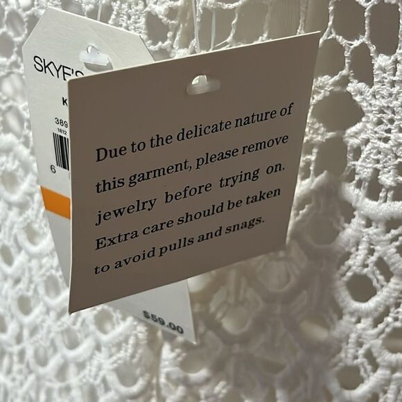 Skye’s the Limit Crocheted Lace Lined Bodice Sleeveless Top Line Bodice Fringed - Picture 7 of 12